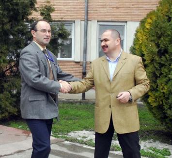 Preţul "trădării": De ce l-a sacrificat Bolojan pe Grebenişan pentru a-l ajuta pe fiul ministrului